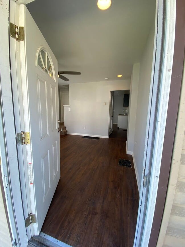1609-1611-1611 E Whittier St in Columbus, OH - Building Photo - Building Photo