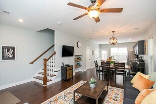 1106B Stratford Ave in Nashville, TN - Building Photo