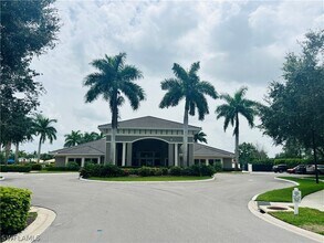 14265 Manchester Dr in Naples, FL - Building Photo - Building Photo