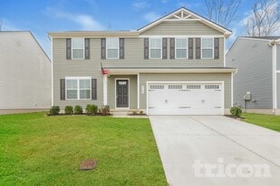 2108 Somersby Trl in Spring Hill, TN - Building Photo