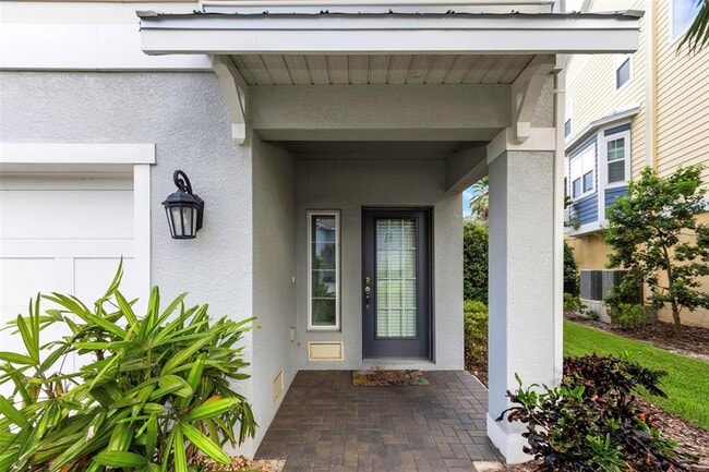 4063 Rocky Shores Dr in Tampa, FL - Building Photo - Building Photo