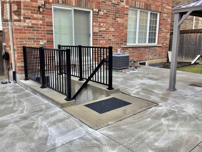 751 Pitcher Pl in Milton, ON - Building Photo - Building Photo