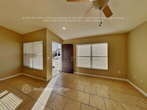 11721 Brenford Crest Dr in Riverview, FL - Foto de edificio - Building Photo