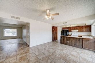 7530 W Heatherbrae Dr in Phoenix, AZ - Building Photo - Building Photo