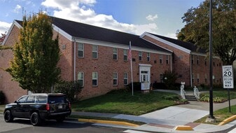 101 W 2nd St in Madison, IN - Building Photo