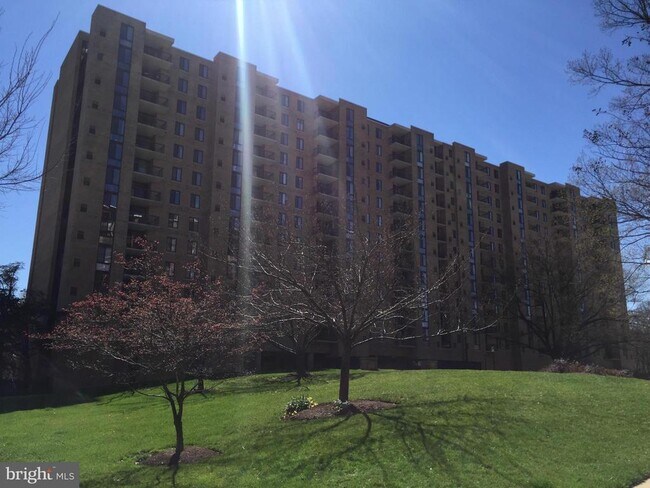 4500 S Four Mile Run Dr