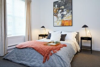 Anthology Apartments in Issaquah, WA - Foto de edificio - Building Photo