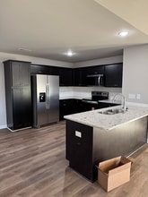 307 Grand Oaks Dr in Goldsboro, NC - Foto de edificio - Building Photo