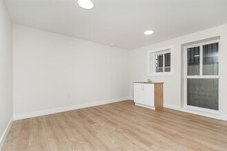 BASEMENT-19XX-BASEMENT-1168 168 St in Surrey, BC - Building Photo - Building Photo
