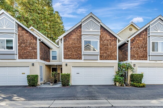 property at 1755 Erinbrook Pl