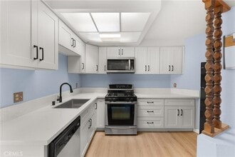 1068 Occidental Cir in Redlands, CA - Building Photo - Building Photo