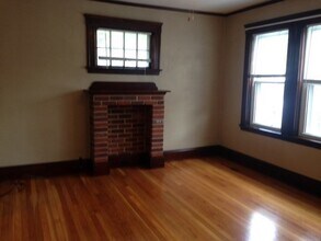 280 Willow St in Boston, MA - Building Photo - Building Photo