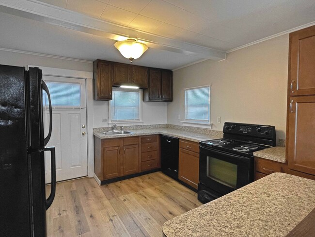 270 W 2nd St in Hummelstown, PA - Foto de edificio - Building Photo