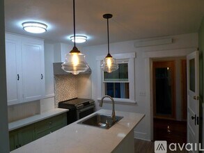 4523 SW Stevens St in Seattle, WA - Building Photo - Building Photo