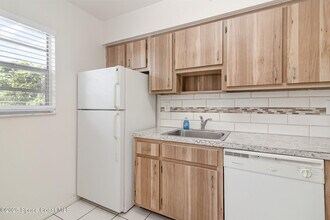 204 Seminole Ave W in Melbourne, FL - Building Photo - Building Photo