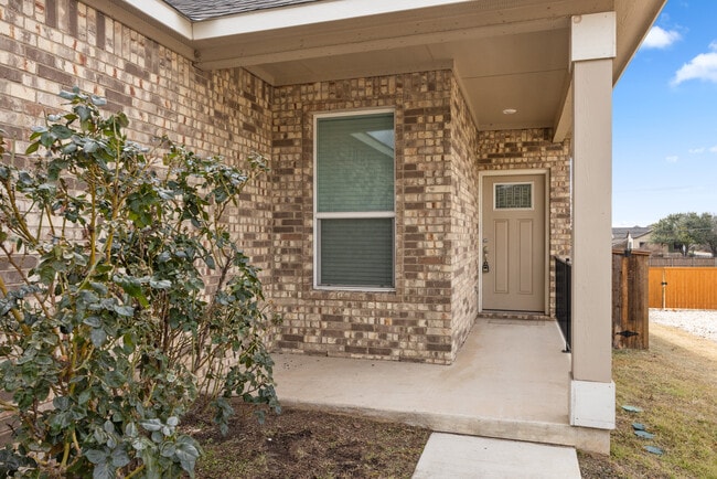 805 Sandhill Branch Dr in Austin, TX - Building Photo - Building Photo