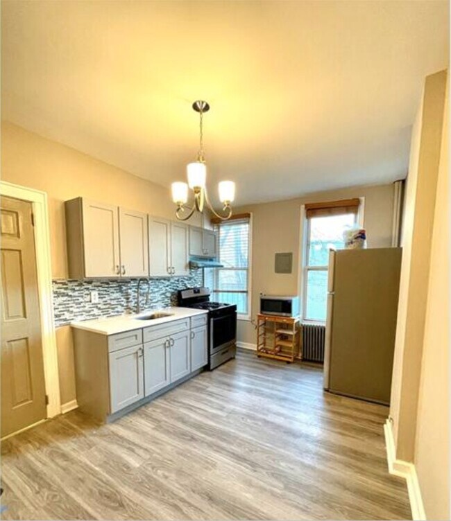 477 Fairview Ave Apartments and Nearby Ridgewood Apartments For Rent