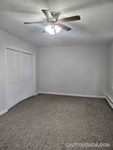 33 Rockland St, Unit 2 in Canton, MA - Building Photo - Building Photo