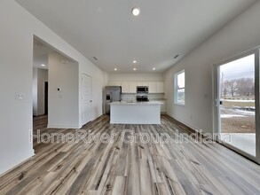 11615 Cotterill Wy in Indianapolis, IN - Building Photo - Building Photo