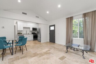 4112 Old Topanga Canyon Rd in Calabasas, CA - Building Photo - Building Photo