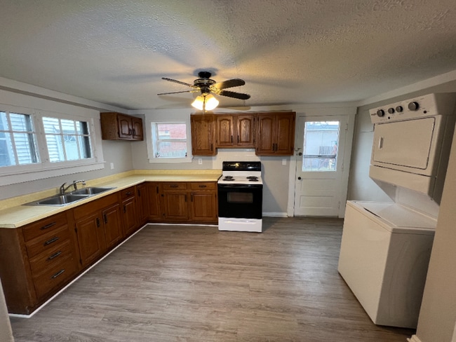 509 7th Ave in Dayton, KY - Foto de edificio - Building Photo