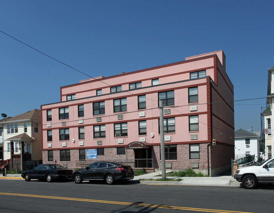 Macedonia Senior Citizen Residence 62+ in Arverne, NY - Building Photo