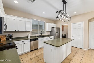 3143 S Southwind Dr in Gilbert, AZ - Building Photo - Building Photo