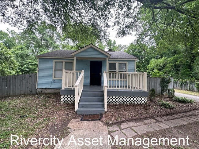 property at 1358 Longcrest Rd