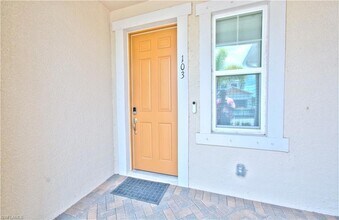 4558 Arboretum Cir in Naples, FL - Building Photo - Building Photo