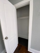 1119 NW 9th St, Unit A in Oklahoma City, OK - Building Photo - Building Photo