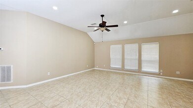 19 Mystic Glade Ct in The Woodlands, TX - Building Photo - Building Photo