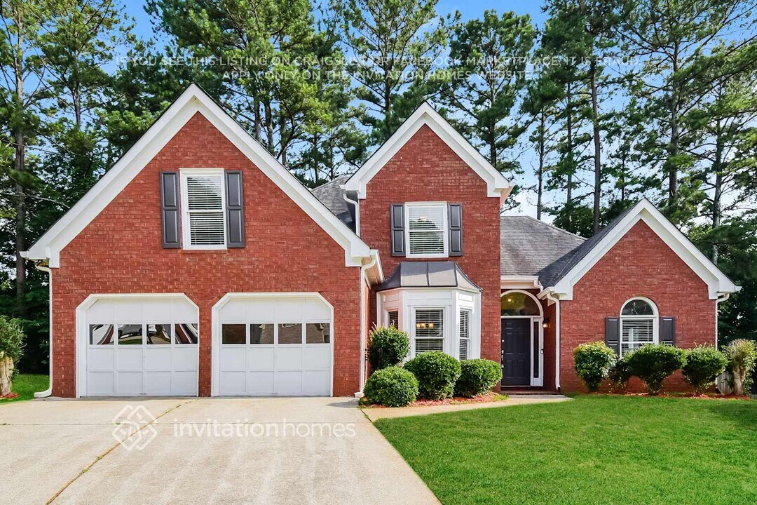 1205 River Overlook Dr NW in Lawrenceville, GA - Building Photo