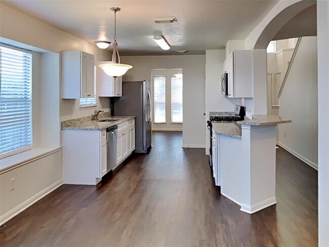 4002 Ashview Ln in Fresno, TX - Building Photo - Building Photo