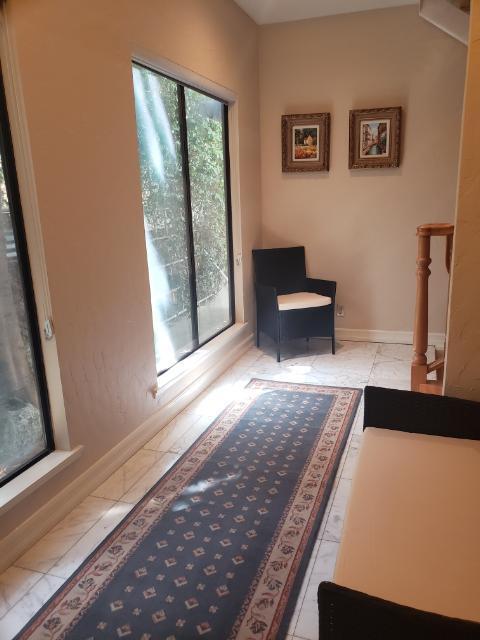 1432 W 16th St, Unit Studio in Los Angeles, CA - Foto de edificio - Building Photo