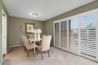 972 E California Blvd in Pasadena, CA - Building Photo - Building Photo