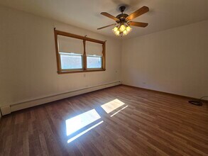 7124 W Jarvis Ave in Niles, IL - Building Photo - Building Photo