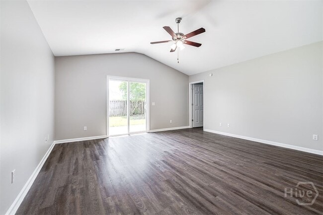 property at 6 Spg Lk Cir