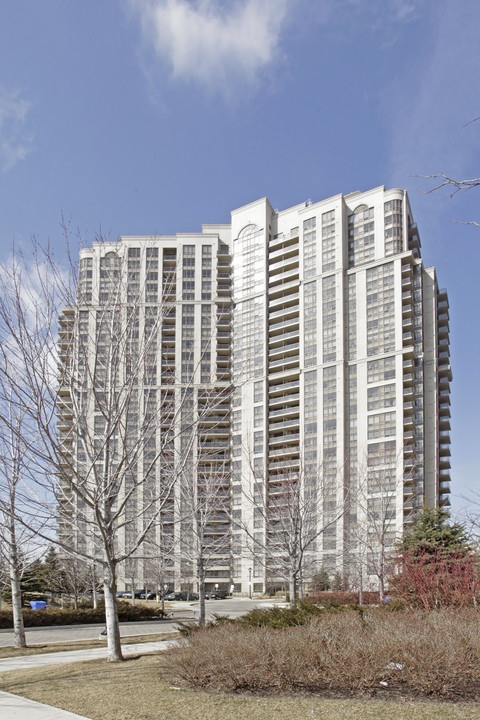 The Mansions of Humberwood II in Toronto, ON - Building Photo