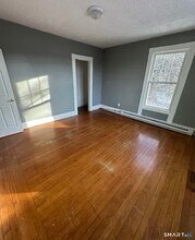 484 Waterville St in Waterbury, CT - Building Photo - Building Photo