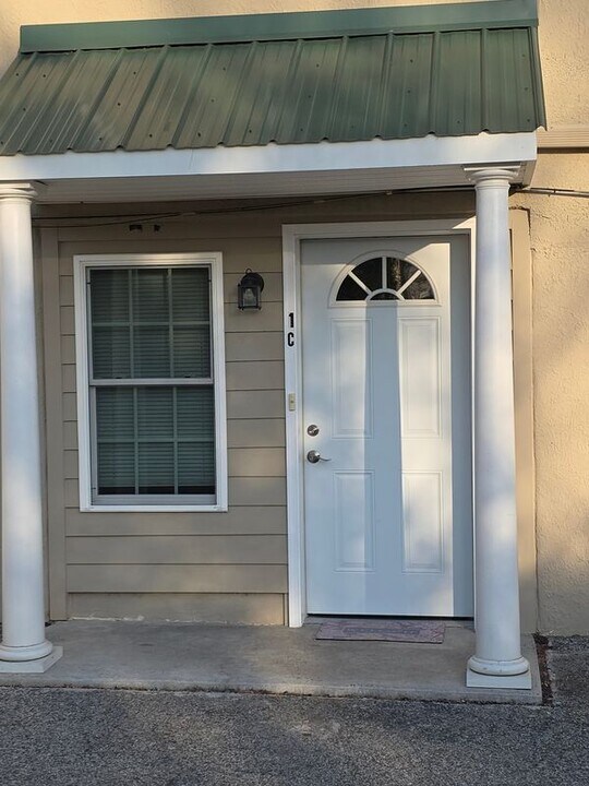 225 Pemberton Rd in Kennett Square, PA - Building Photo
