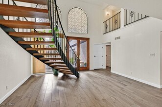 3328 Plaza Del Paz in Las Vegas, NV - Building Photo - Building Photo