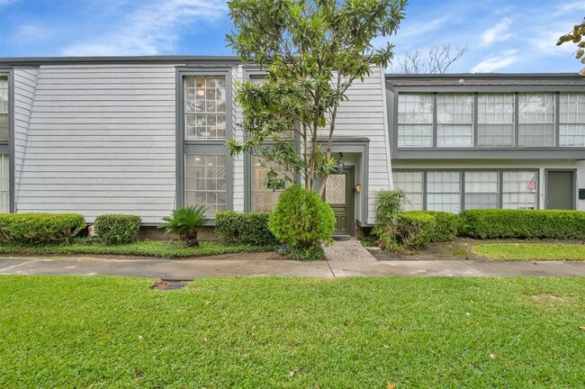 property at 10203 Beekman Pl Dr
