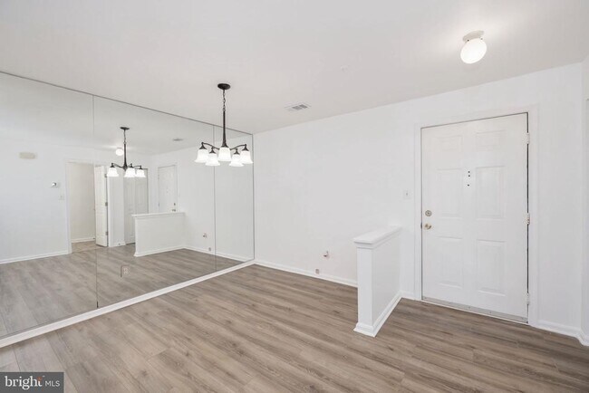 1025 Gardenview Loop in Woodbridge, VA - Building Photo - Building Photo