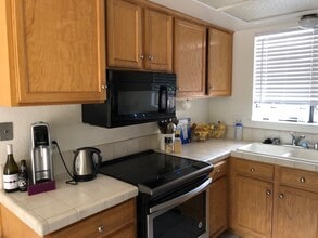 528 Hathway Ave, Unit C in San Luis Obispo, CA - Building Photo - Building Photo
