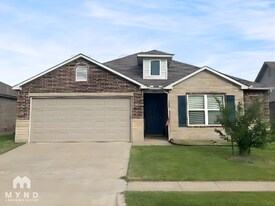 12117 Jude Way in Yukon, OK - Building Photo