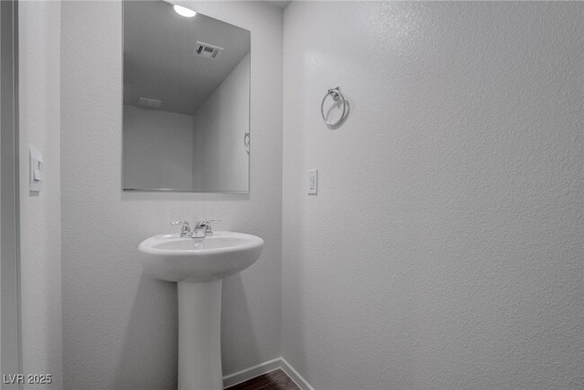 7371 Craig Cv Ct in North Las Vegas, NV - Foto de edificio - Building Photo