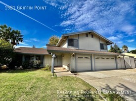 1521 Griffin Point