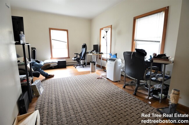 56 7th St, Unit 3