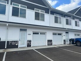 605 Prairie Rose Trl in Mankato, MN - Building Photo