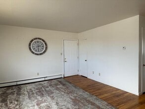 1767 Oxford Dr in Cheyenne, WY - Building Photo - Building Photo